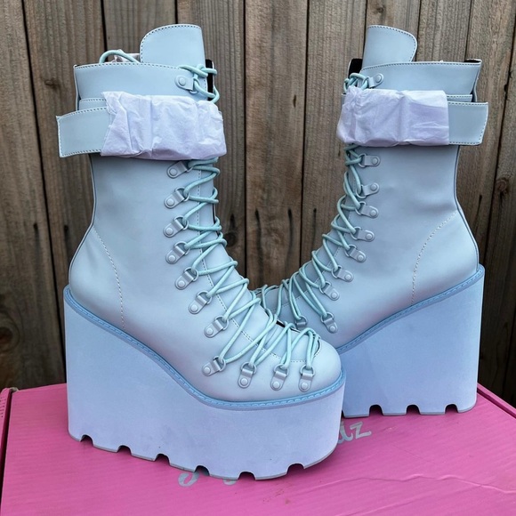 ☆DOLLS KILL☆ Sugar Thrillz Blue Boots Sugar Thrillz Pastel Blue Traitor Boots – Dolls Kill